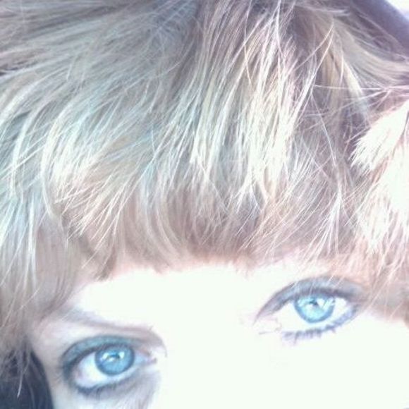 Meet your Posher, Cyndi - Picture 1 of 1